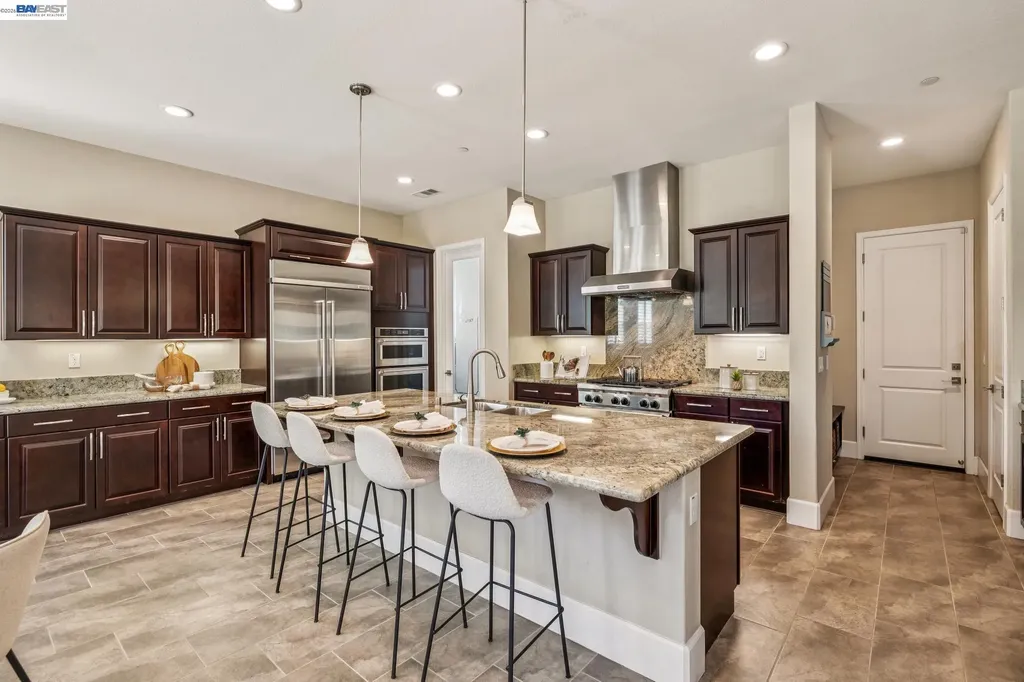 66 Adair Way Hayward CA 94542