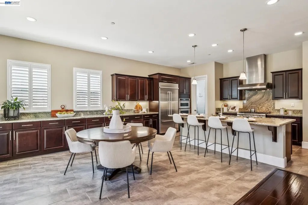 66 Adair Way Hayward CA 94542