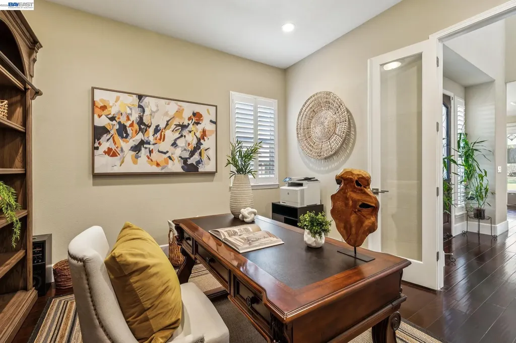 66 Adair Way Hayward CA 94542