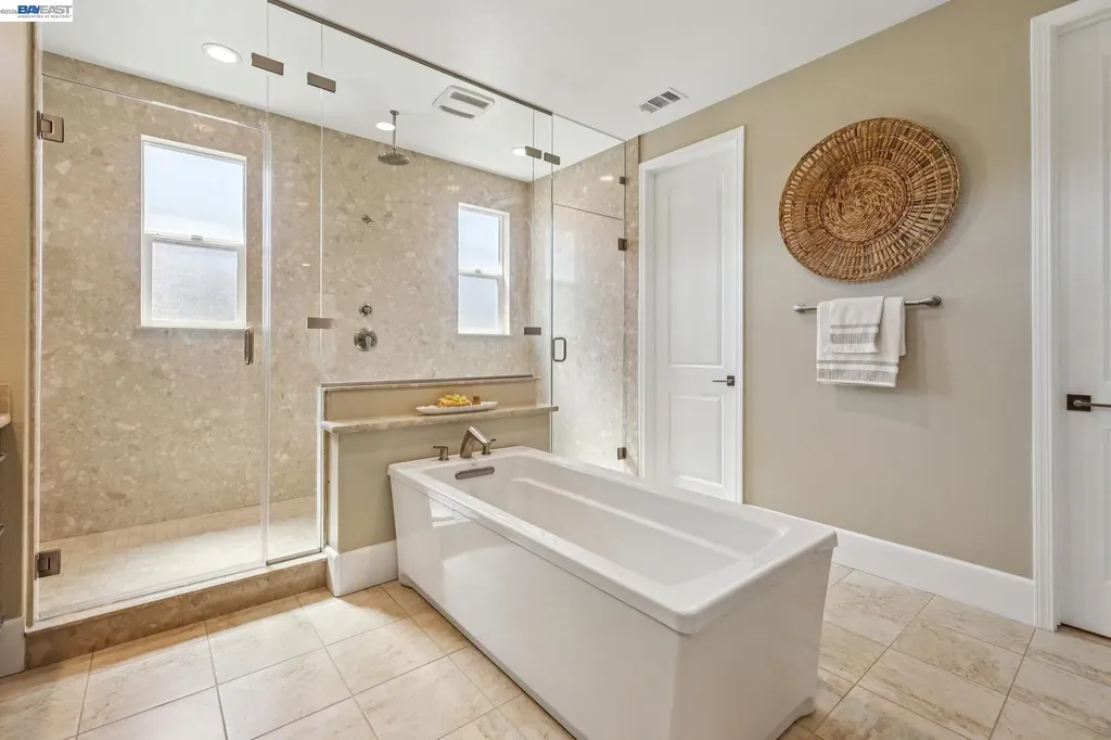 66 Adair Way Hayward CA 94542