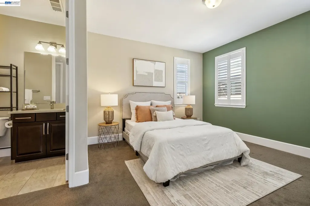 66 Adair Way Hayward CA 94542