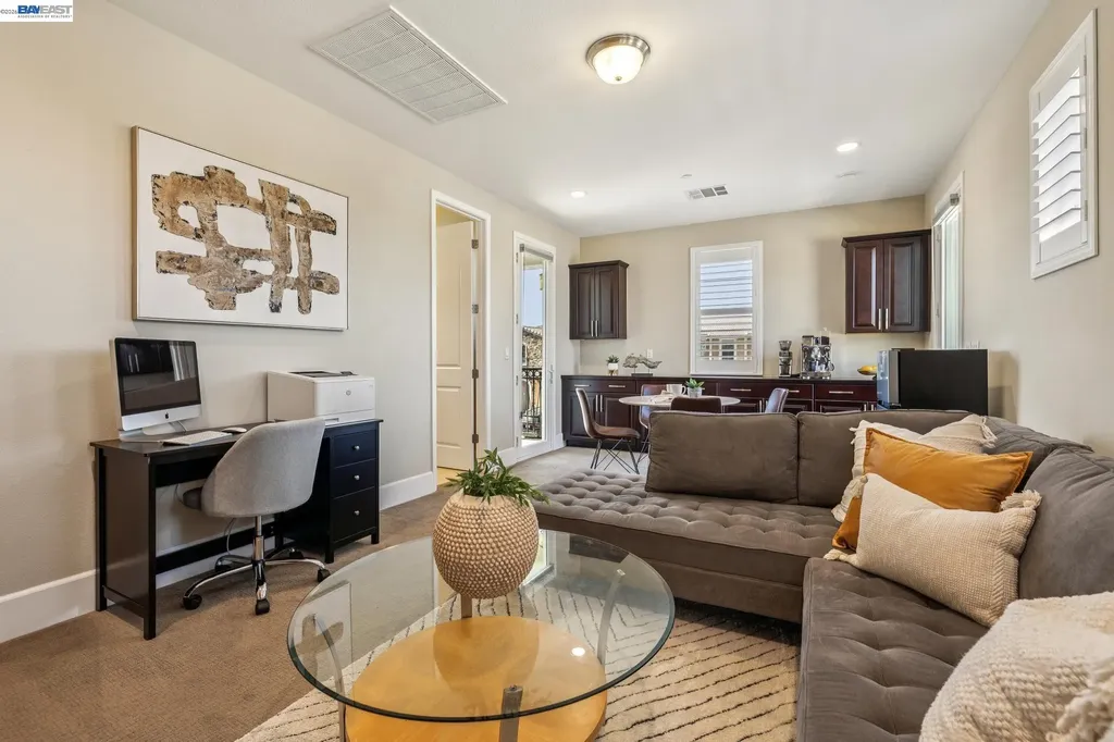 66 Adair Way Hayward CA 94542