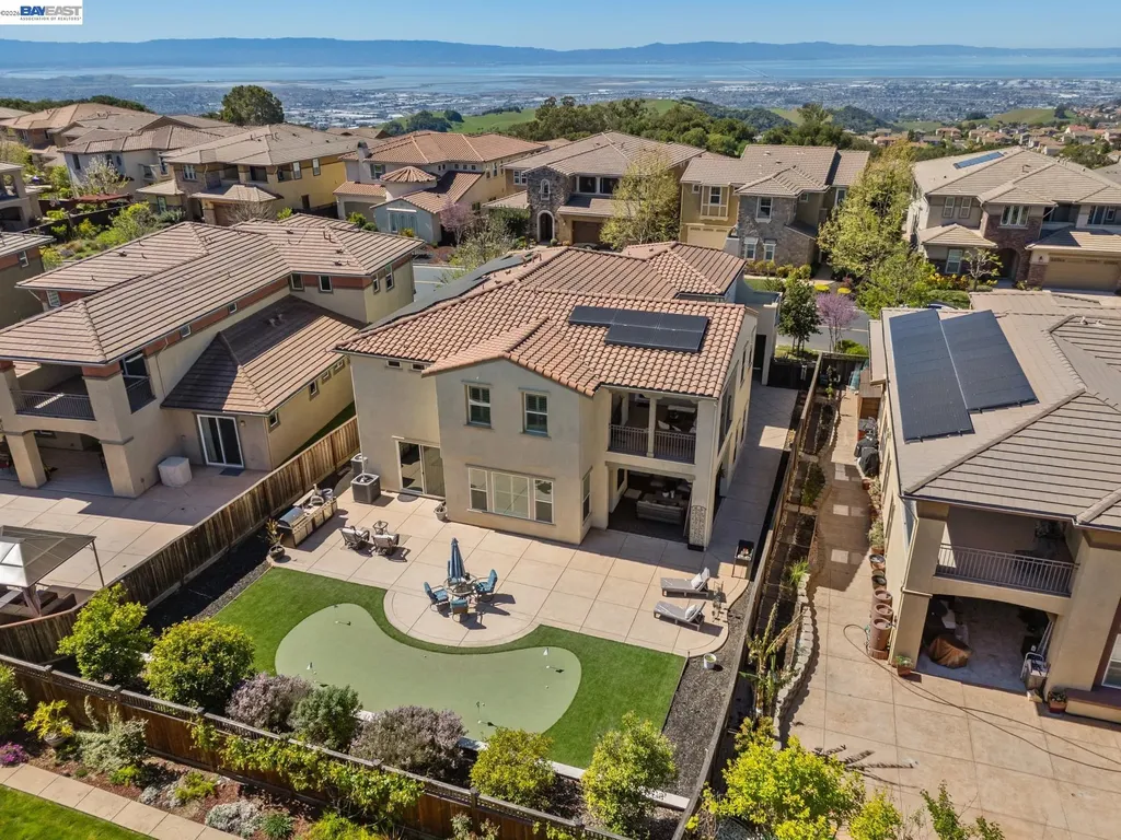 66 Adair Way Hayward CA 94542