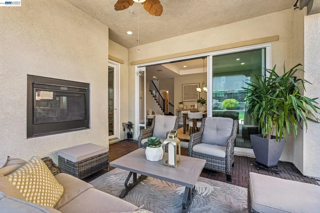 66 Adair Way Hayward CA 94542