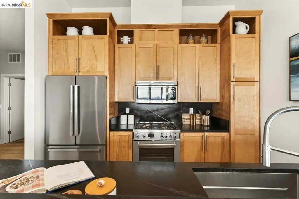 201 4th Street Oakland CA 94607