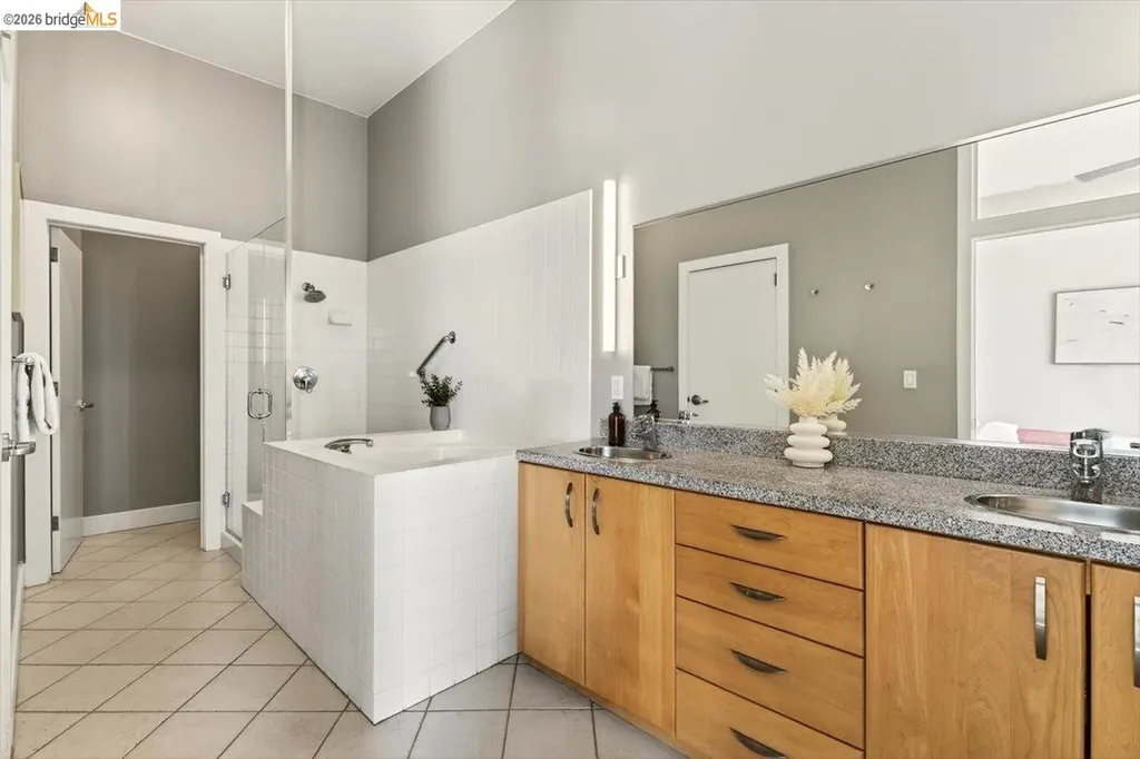 201 4th Street Oakland CA 94607