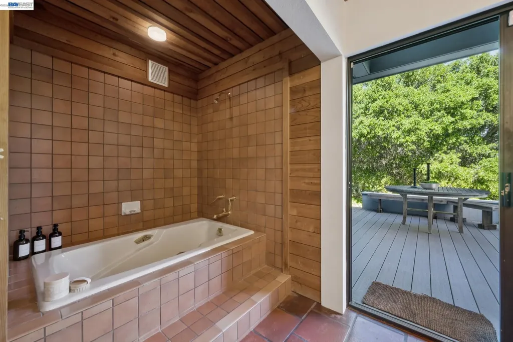 116 Tappan Lane Orinda CA 94563