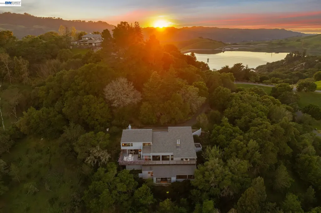 116 Tappan Lane Orinda CA 94563