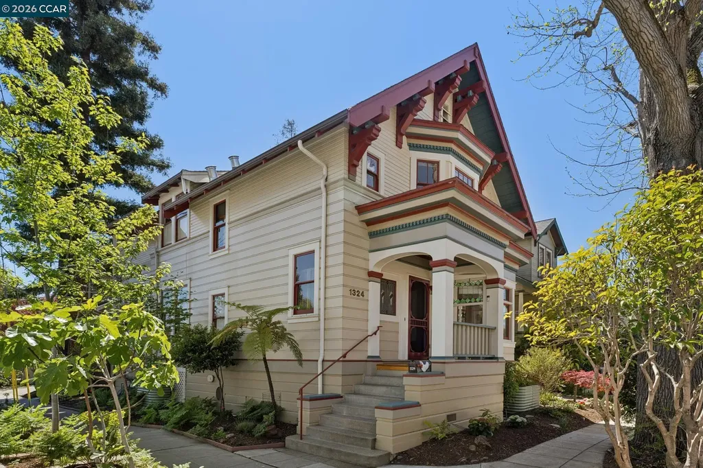 1324 Grove Street Alameda CA 94501