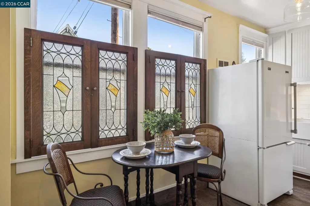 1324 Grove Street Alameda CA 94501