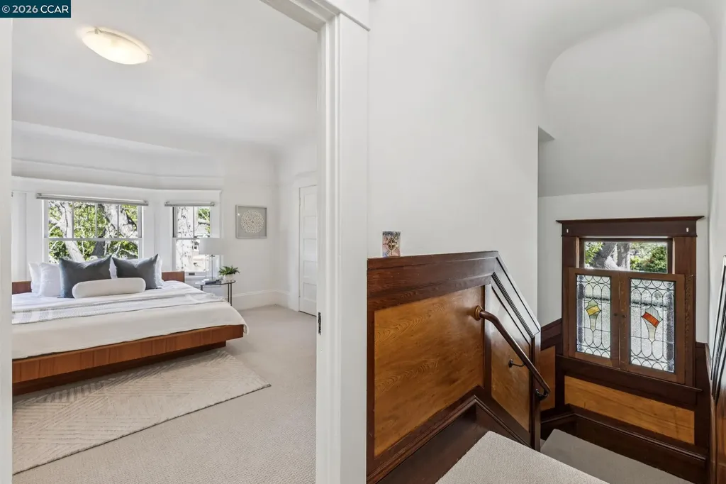 1324 Grove Street Alameda CA 94501