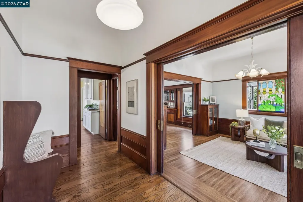 1324 Grove Street Alameda CA 94501