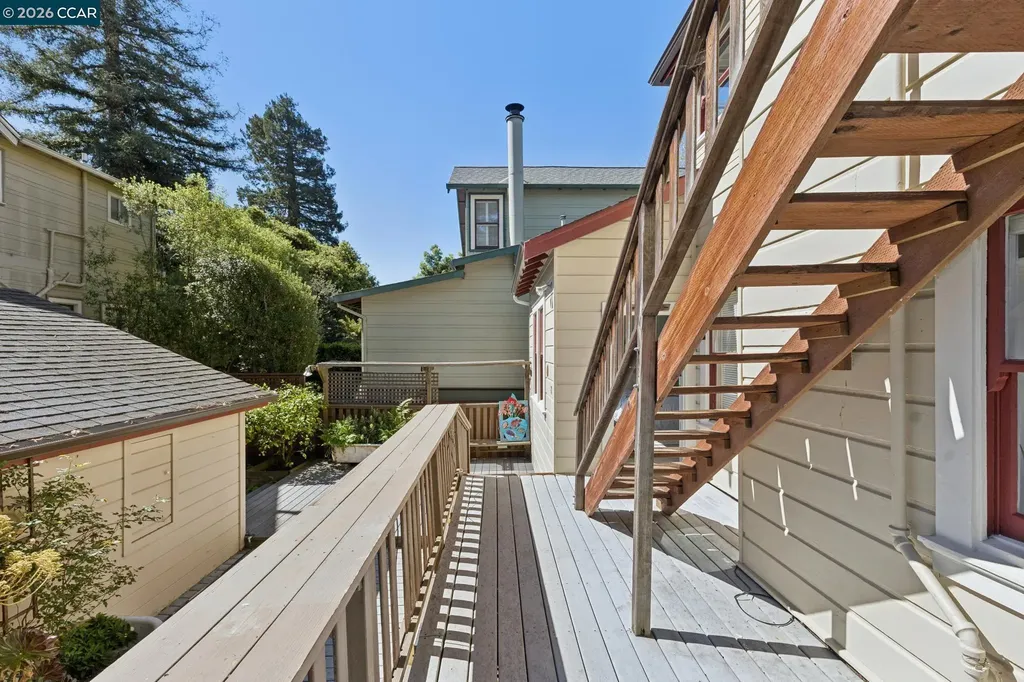 1324 Grove Street Alameda CA 94501
