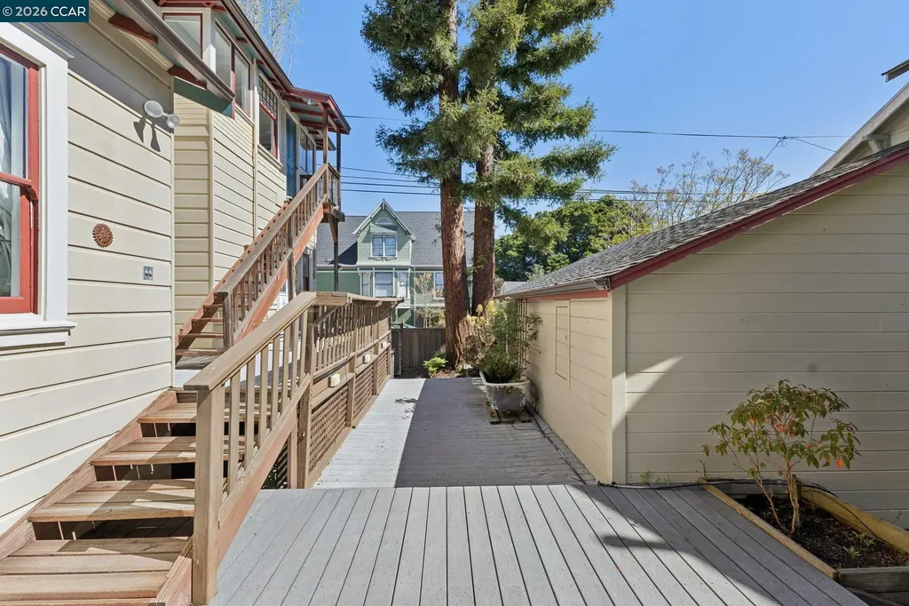 1324 Grove Street Alameda CA 94501