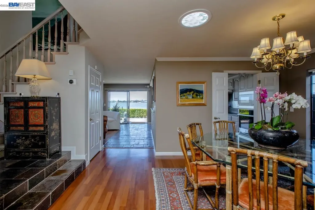 2857 Sea View Parkway Alameda CA 94502