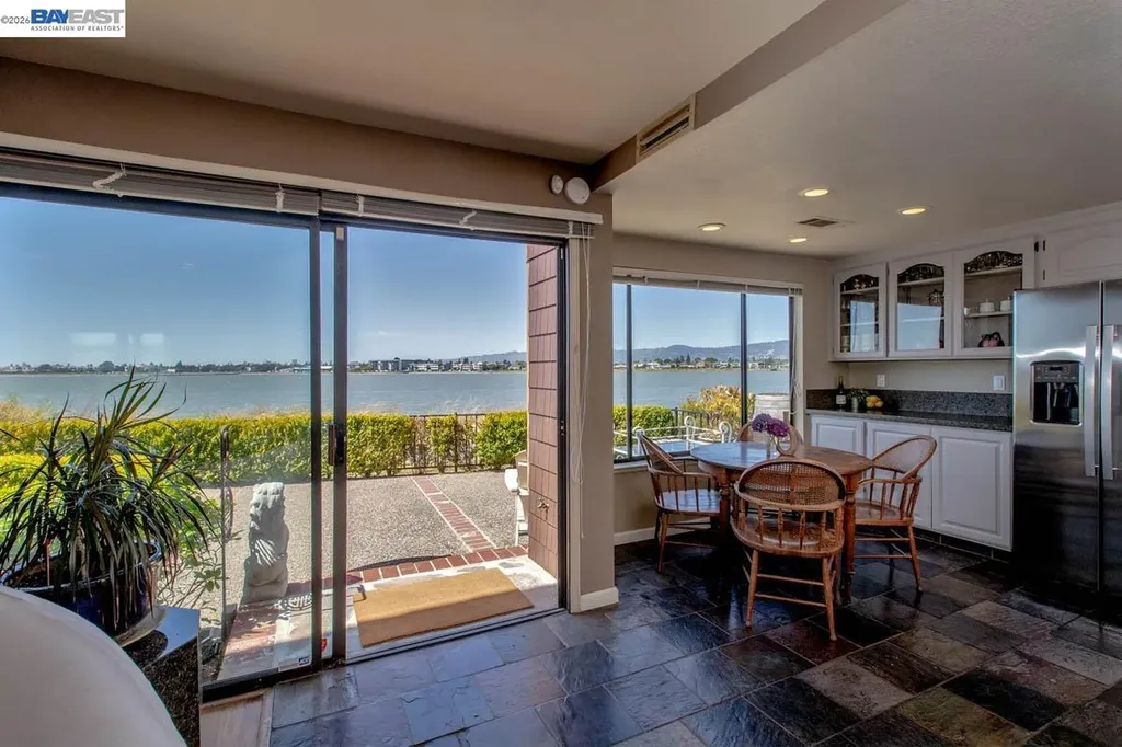 2857 Sea View Parkway Alameda CA 94502