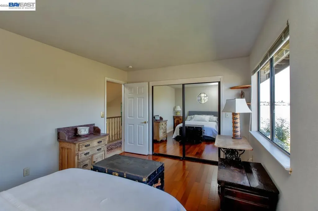 2857 Sea View Parkway Alameda CA 94502