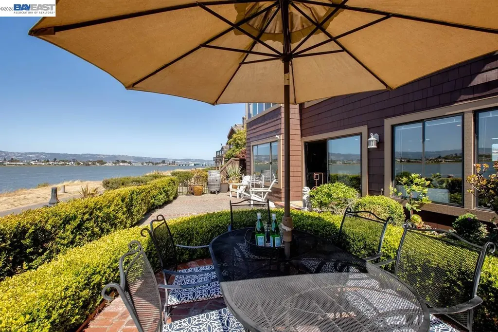 2857 Sea View Parkway Alameda CA 94502