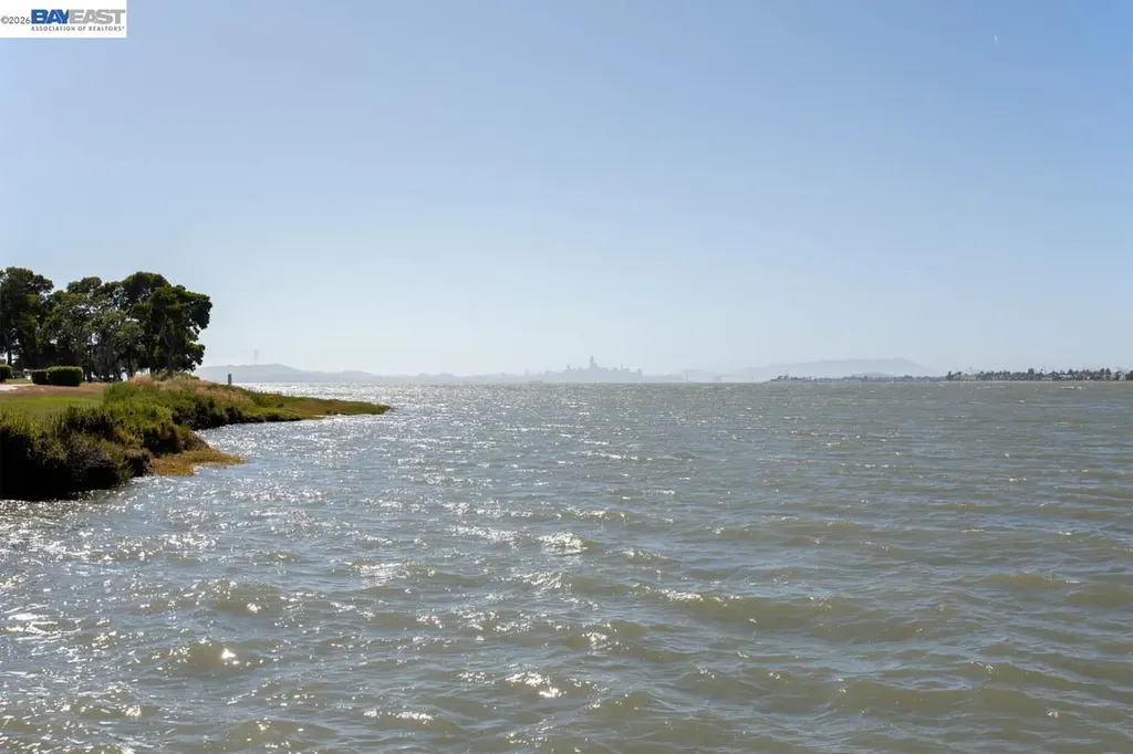 2857 Sea View Parkway Alameda CA 94502