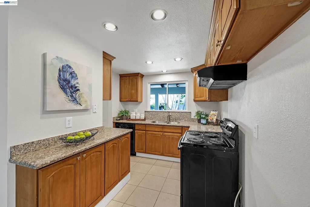4061 Holland Drive Pleasanton CA 94588