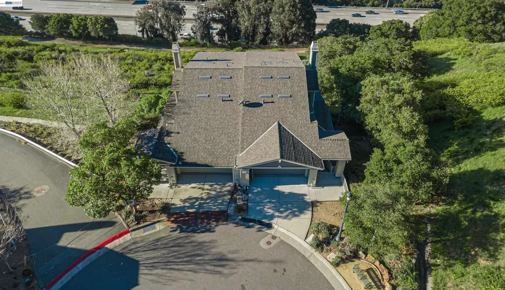 6401 Blue Rock Court Oakland CA 94605