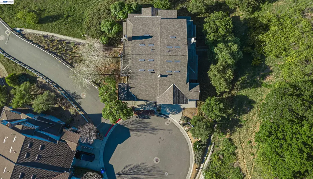 6401 Blue Rock Court Oakland CA 94605