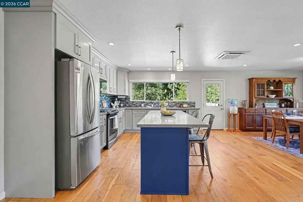 5745 Alhambra Valley Road Martinez CA 94553