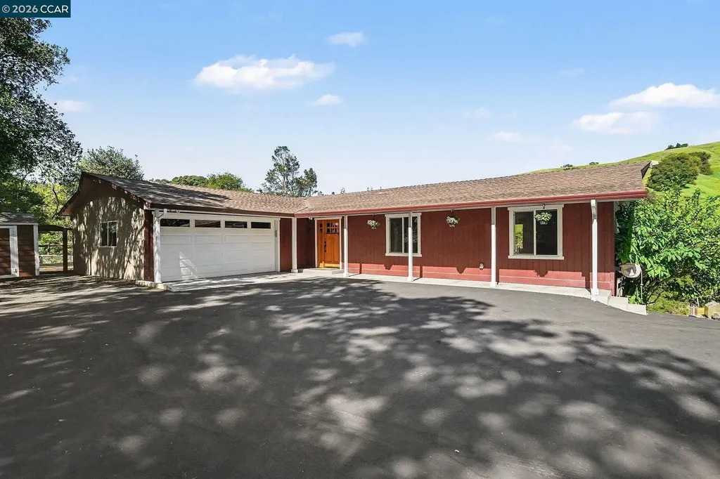 5745 Alhambra Valley Road Martinez CA 94553