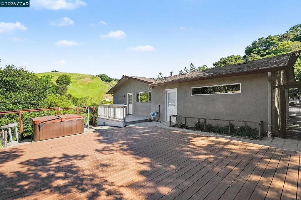 5745 Alhambra Valley Road Martinez CA 94553