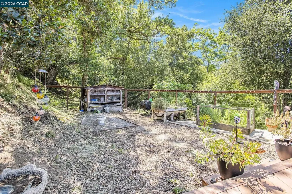5745 Alhambra Valley Road Martinez CA 94553