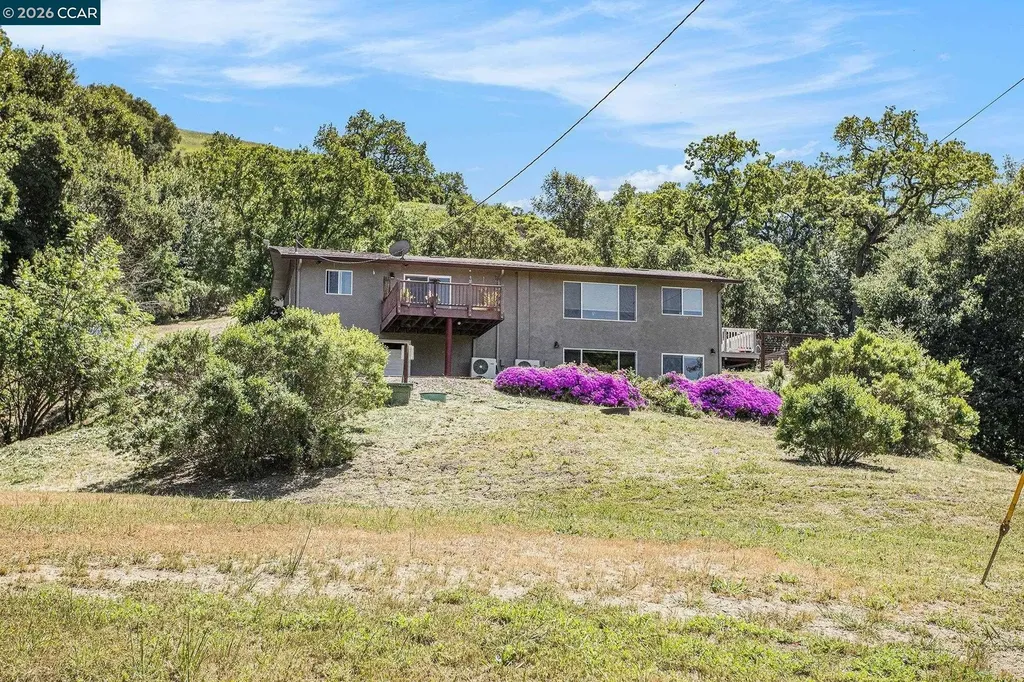 5745 Alhambra Valley Road Martinez CA 94553