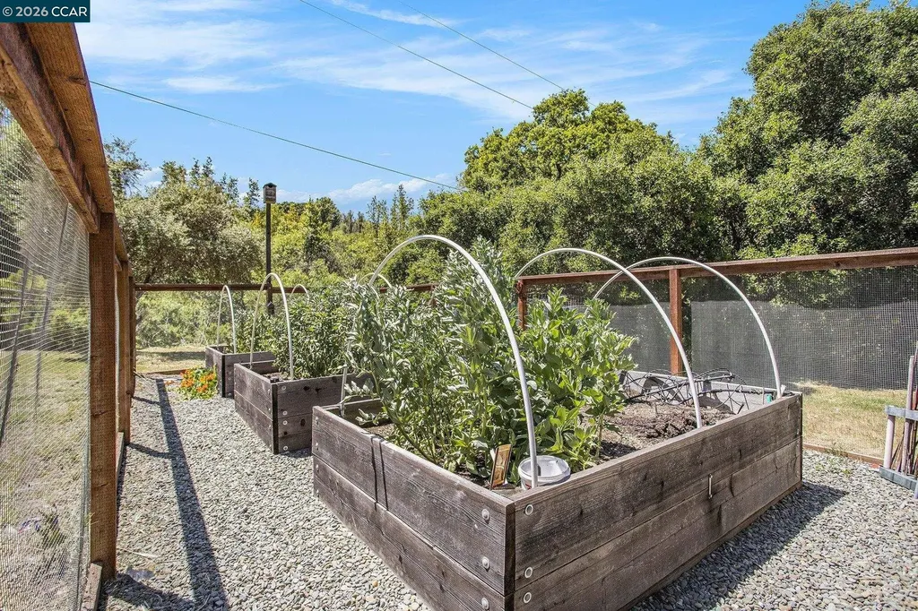 5745 Alhambra Valley Road Martinez CA 94553