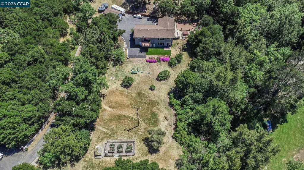 5745 Alhambra Valley Road Martinez CA 94553