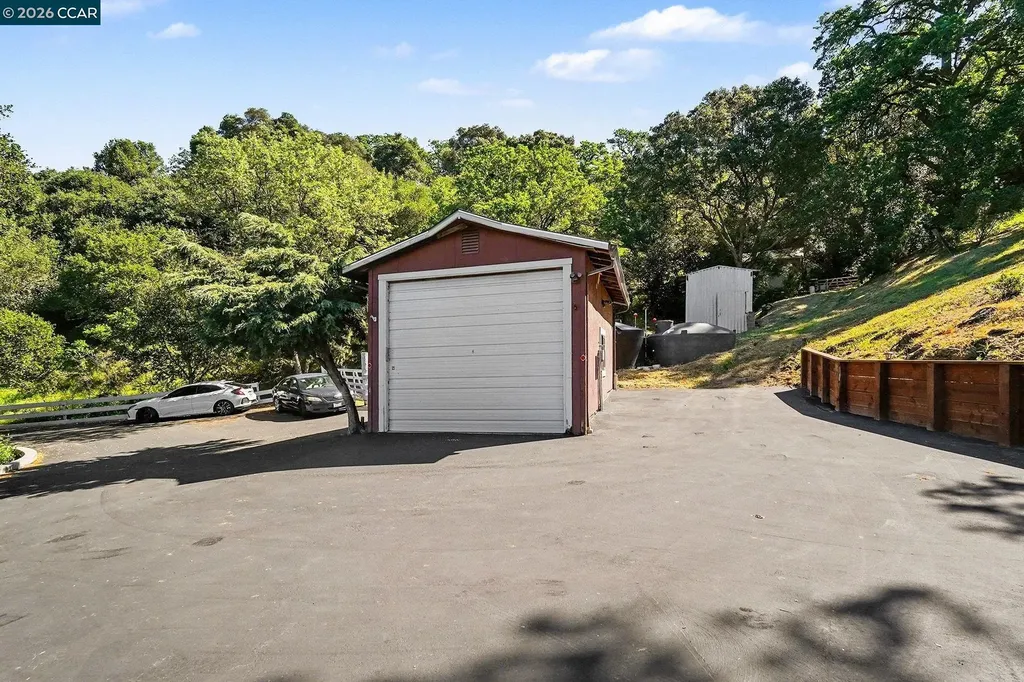 5745 Alhambra Valley Road Martinez CA 94553
