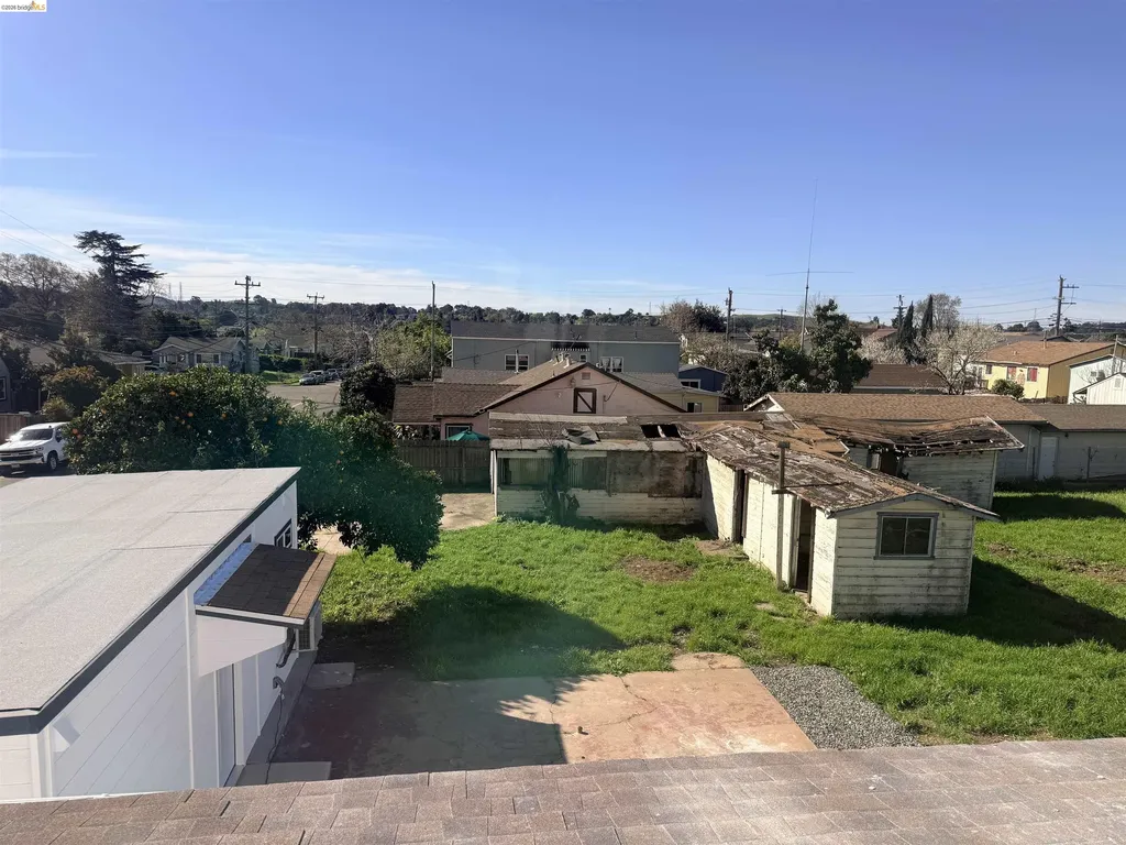 321 Benicia Road Vallejo CA 94590