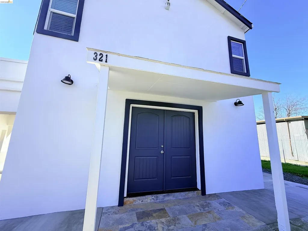321 Benicia Road Vallejo CA 94590