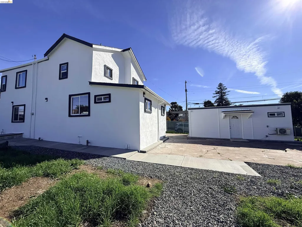 321 Benicia Road Vallejo CA 94590