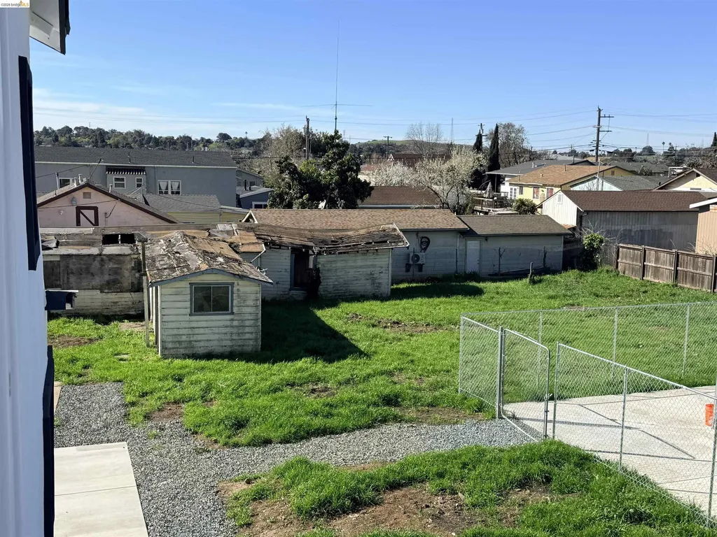 321 Benicia Road Vallejo CA 94590