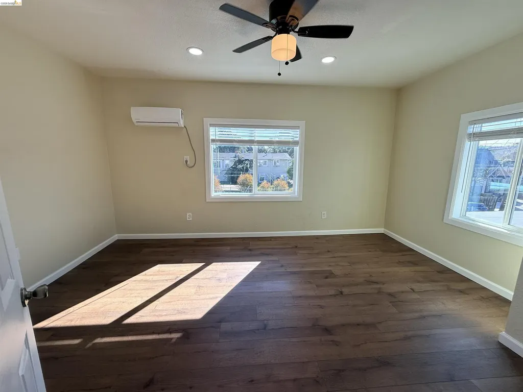 321 Benicia Road Vallejo CA 94590
