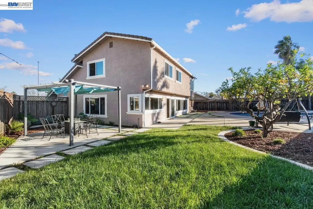 36671 Ponderosa Court Newark CA 94560