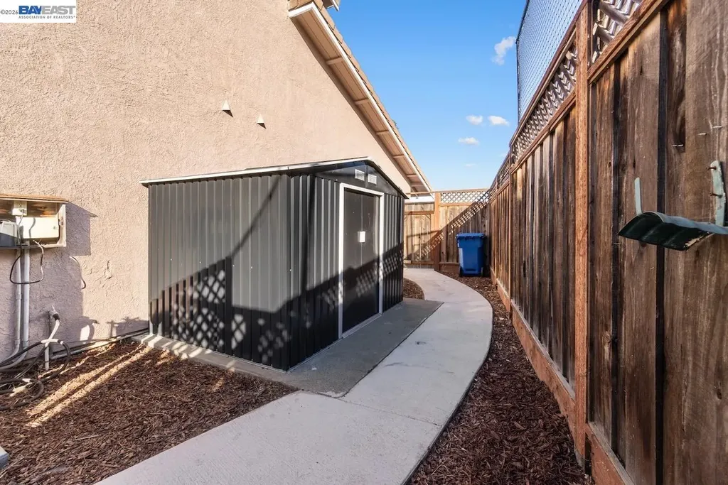 36671 Ponderosa Court Newark CA 94560