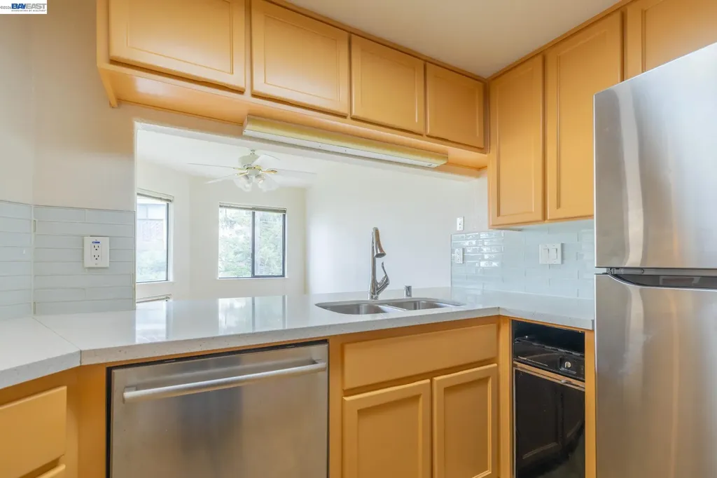 21103 Gary Castro Valley CA 94546