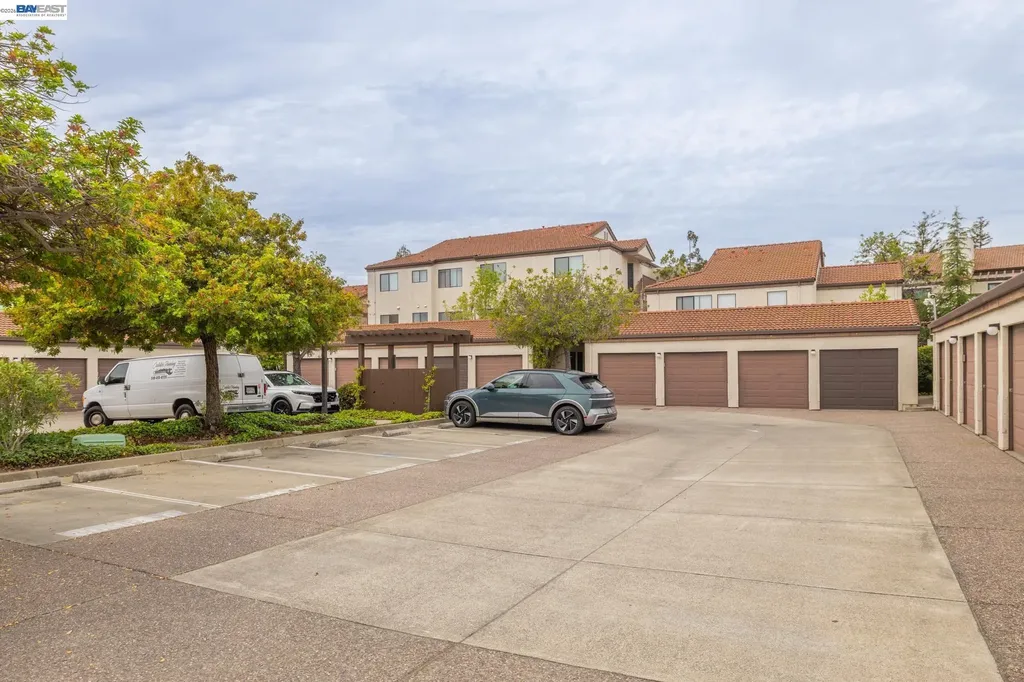 21103 Gary Castro Valley CA 94546