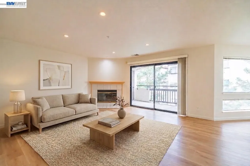 21103 Gary Castro Valley CA 94546