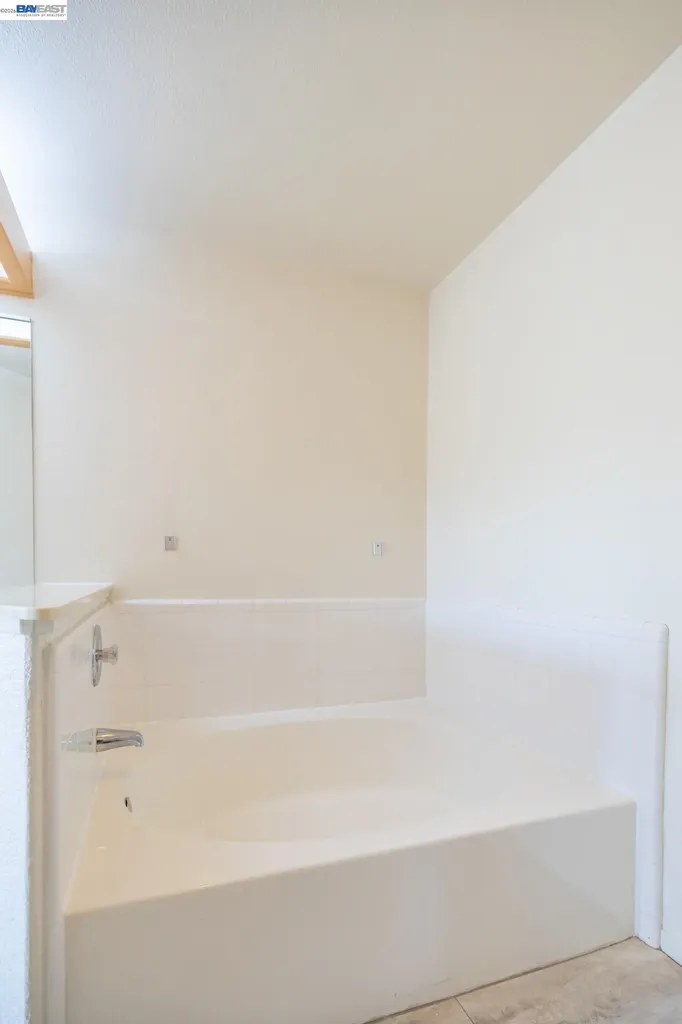 21103 Gary Castro Valley CA 94546