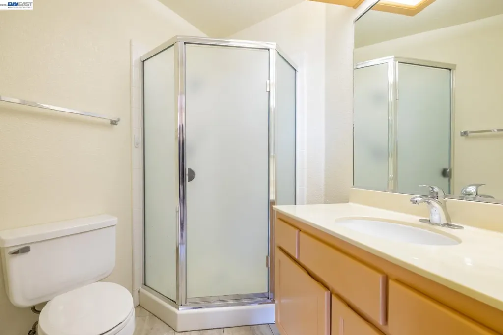21103 Gary Castro Valley CA 94546