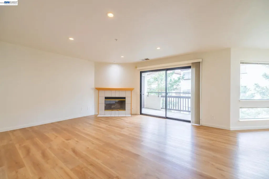 21103 Gary Castro Valley CA 94546