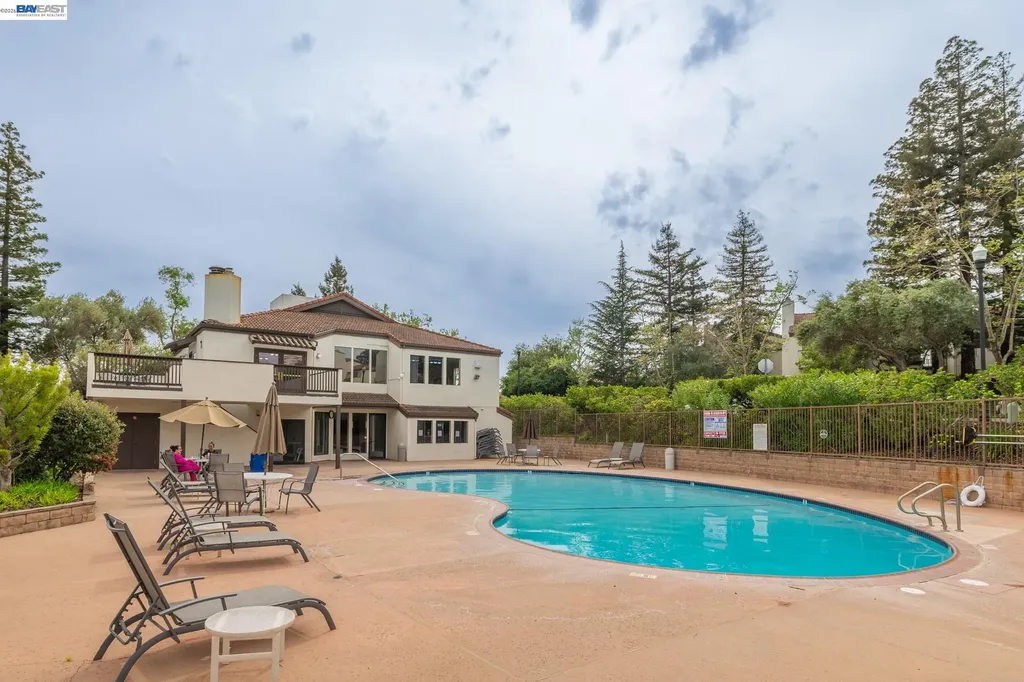 21103 Gary Castro Valley CA 94546