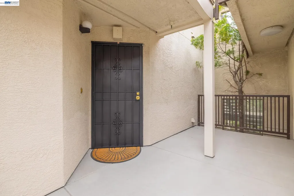 21103 Gary Castro Valley CA 94546