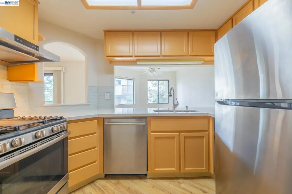 21103 Gary Castro Valley CA 94546